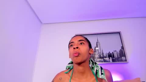 sarah_ashbourne online show from 11-15-25, 03:59