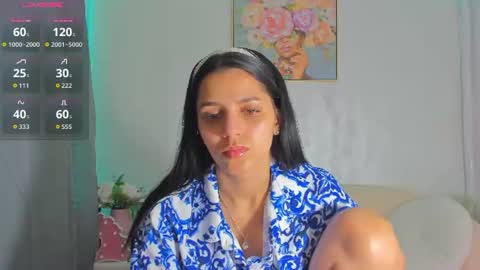 Snapshot of sarah_blake_ chatting on 06-17-26, 09:34 Sara online show from 06-17-26, 09:34