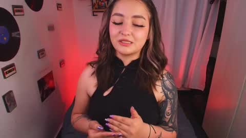 Snapshot of sarah_cuteeyes chatting on 02-07-26, 06:06 Sara online show from 02-07-26, 06:06