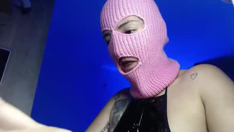 Sarah online show from 02-28-25, 05:26