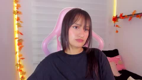 Sarah Ramirez online show from 11-13-25, 02:54