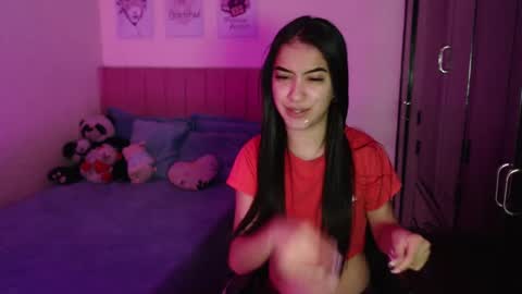 Snapshot of sarah_stone15 chatting on 03-05-25, 11:49 Sarah online show from 03-05-25, 11:49