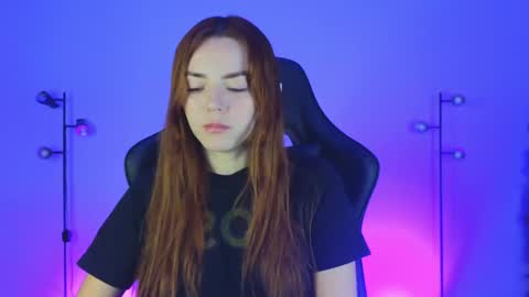 Snapshot of sarah_swtt chatting on 01-20-25, 02:53 - next broadcast 28 nov 7 pm Col online show from 01-20-25, 02:53