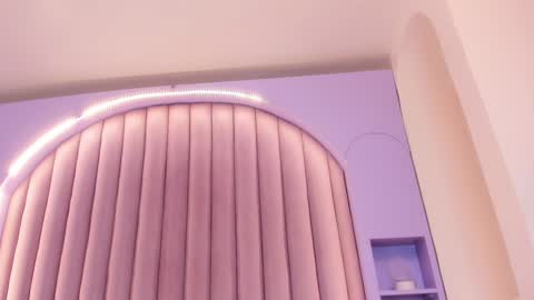 Snapshot of sarahevans__ chatting on 12-29-24, 01:56 Sarah Evans online show from 12-29-24, 01:56