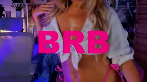 Divine Sarah NONUDE model online show from 01-27-25, 11:00