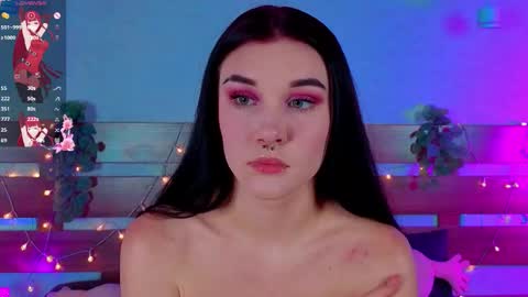 Sarah  online show from 11-07-25, 07:36