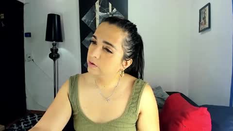  SARAHJEY     online show from 04-10-26, 05:17