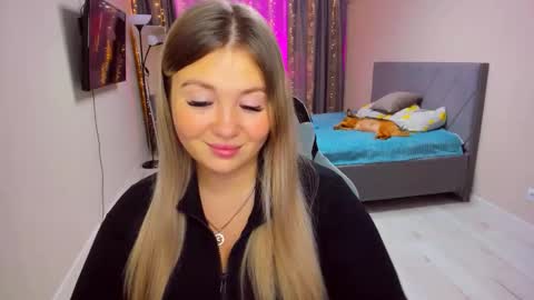 Sarah online show from 12-02-25, 05:19