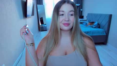 Sarah online show from 02-23-26, 01:19