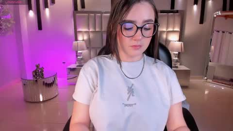 Sarah Rhodes online show from 04-15-26, 11:50