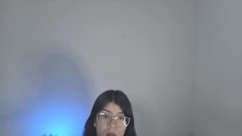 Sarah  online show from 09-29-25, 06:46