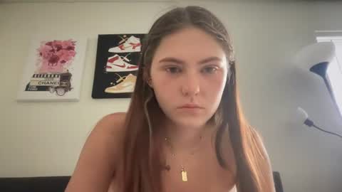 Snapshot of sarahxaoliver1 chatting on 06-30-26, 03:13 SarahxOliver online show from 06-30-26, 03:13