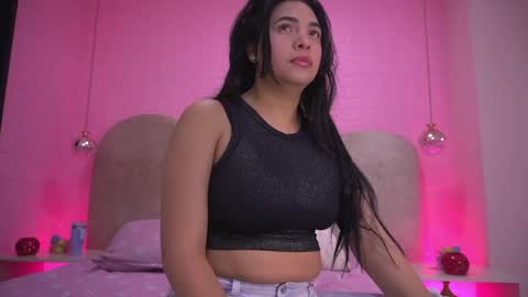 Sara  online show from 04-08-26, 11:54