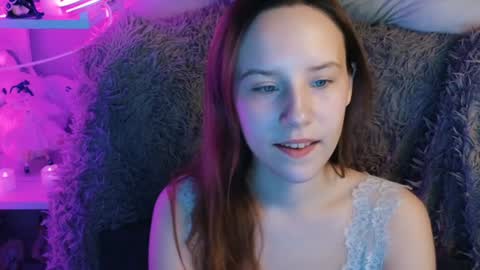 Sara online show from 12-10-24, 01:43