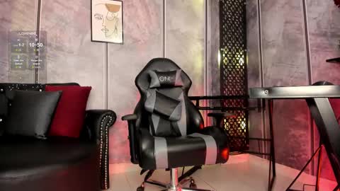 Sara online show from 11-17-25, 12:22