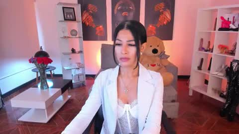 saralife69 online show from 11-28-25, 12:08