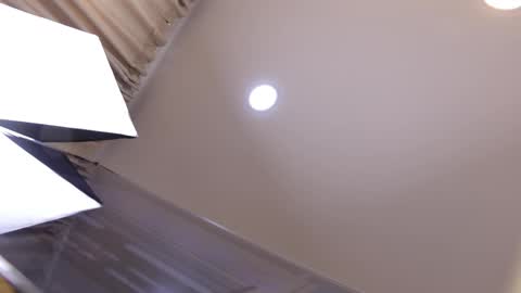 Snapshot of saralugo chatting on 03-02-26, 12:45 Sara Lugo online show from 03-02-26, 12:45