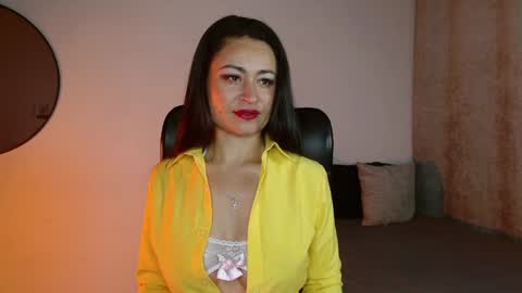 Snapshot of saramilf_69 chatting on 01-18-25, 12:04 saramilf_69 online show from 01-18-25, 12:04