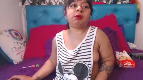 Snapshot of sarawiills chatting on 05-06-26, 07:19 Sara Wills online show from 05-06-26, 07:19