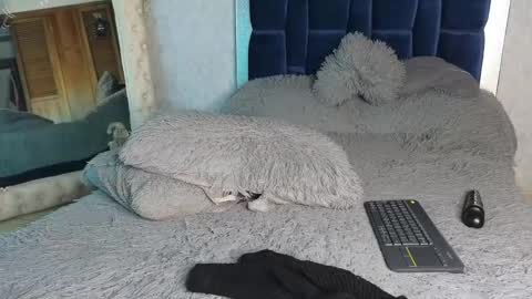 Sara W online show from 01-01-25, 07:10