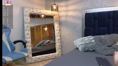 Sara W online show from 02-24-25, 01:21