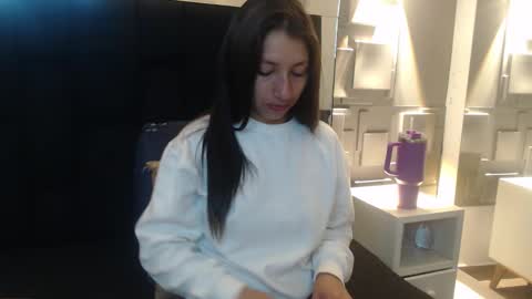 Saray Pink online show from 01-15-26, 11:48