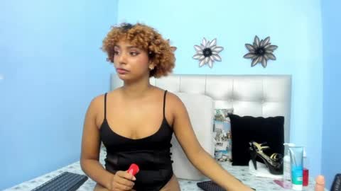 Snapshot of saray_sexy_love chatting on 04-29-26, 12:09 saray_sexy_love online show from 04-29-26, 12:09