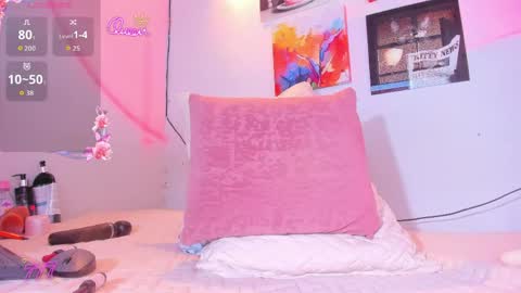 Snapshot of sarayhornyy69 chatting on 06-05-26, 06:46 Saray online show from 06-05-26, 06:46