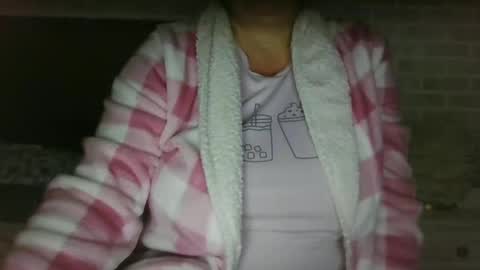 Snapshot of saretta46 chatting on 02-08-25, 12:28 Sara online show from 02-08-25, 12:28