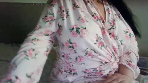 Sara online show from 03-28-26, 01:22