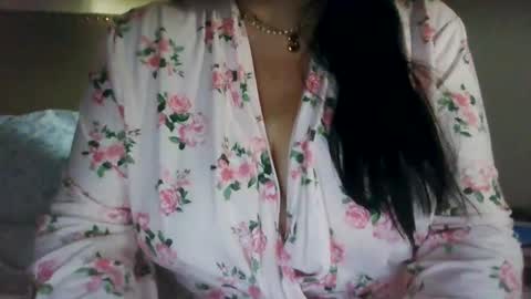 Sara online show from 04-27-26, 11:25