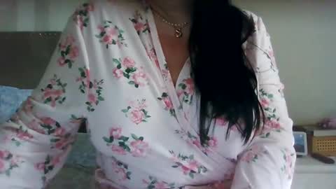 Snapshot of saretta46 chatting on 05-06-26, 09:31 Sara online show from 05-06-26, 09:31