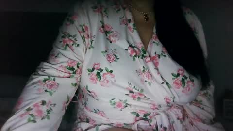 Snapshot of saretta46 chatting on 05-12-26, 12:30 Sara online show from 05-12-26, 12:30