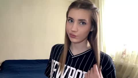 Snapshot of sarigerla chatting on 05-19-26, 11:16 sarigerla online show from 05-19-26, 11:16