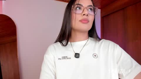 Sarita Lozano online show from 04-14-26, 10:49