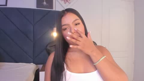 Sara  online show from 01-08-25, 03:29