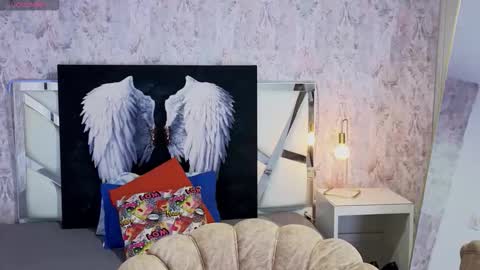 sarah online show from 11-28-25, 09:06