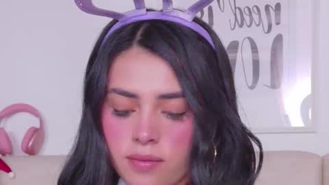 Sara online show from 11-27-25, 12:13