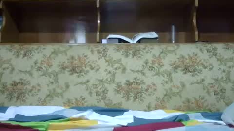 Sarra online show from 04-18-26, 05:33