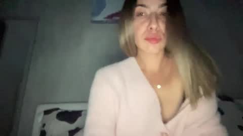 Sarrah online show from 10-12-25, 08:52