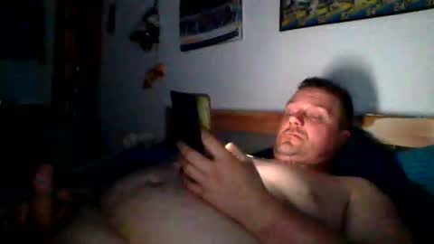 Snapshot of saschacrow1 chatting on 03-25-26, 04:57 Saschacrow1 online show from 03-25-26, 04:57