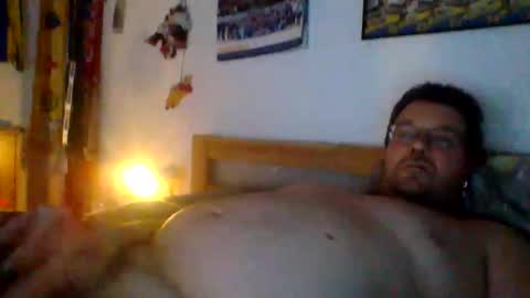 Snapshot of saschacrow1 chatting on 06-01-26, 08:21 Saschacrow1 online show from 06-01-26, 08:21