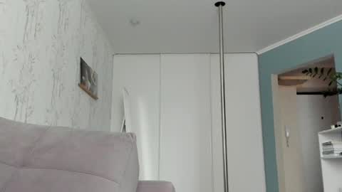 Snapshot of sasha_bell_ chatting on 01-10-25, 10:17 Sasha online show from 01-10-25, 10:17