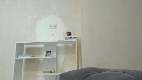 Snapshot of sasha_bell_ chatting on 09-25-25, 02:37 Sasha online show from 09-25-25, 02:37