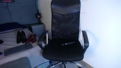 Sasha Brattz online show from 03-01-25, 07:19