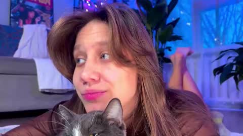 Snapshot of sasha_moormeoow chatting on 12-01-25, 06:40 Alexandra Sasha in short online show from 12-01-25, 06:40