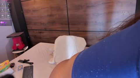 Snapshot of sashaa_monroe chatting on 02-22-26, 11:31 Sasha online show from 02-22-26, 11:31