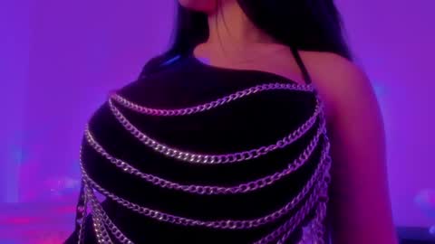 Snapshot of sashachase chatting on 12-19-24, 07:07 Sasha online show from 12-19-24, 07:07