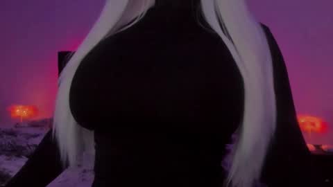 Snapshot of sashachase chatting on 09-26-25, 02:37 Sasha online show from 09-26-25, 02:37