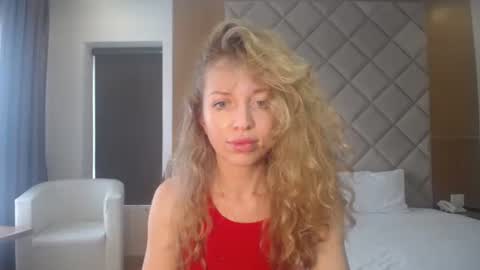 Sasha online show from 11-18-25, 08:19